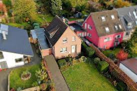 Haus zum kauf in erftstadt. Fur Die Kleine Familie Modernisiertes Einfamilienhaus Mit Kaminofen Garage Und Grossem Garten Gutelhofer Immobilien