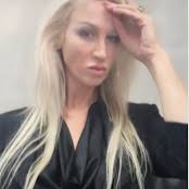 Shelly Mcrae's Instagram, Twitter & Facebook