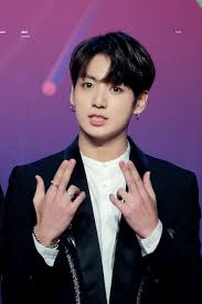 Bts member jungkook rung in his birthday with fans by turning their words into songs during a livestream for millions. Bts ë°©íìëë¨ Panosundaki Pin