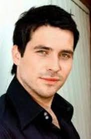 School for stars wins fame game