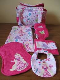Bitty Baby Diaper Bag Set Doll Diaper Bag Doll Changing Mat Diapers Bib Diaper Wipe Case Bitty Baby With Images Dolls Changing Mat Diaper Wipe Case Diaper Bag Set