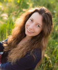 Megan Troup's Instagram, Twitter & Facebook