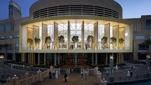 Offer only available on presentation of a valid photo id. Dubai Mall Apple Store Apple Ae