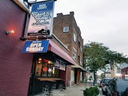 Chuck & Ginny's closed, again