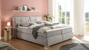 Nordliches feng shui schlafzimmer die funf natur elemente. Feng Schui Im Schlafzimmer So Geht S Polster Fischer