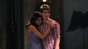 A new sandwich shop owned by justin's vampire girlfriend, juliet, tries to get him to eat healthy food, but alex questions juliet's. Mason Alex Relationship Wizards Of Waverly Place Wiki Fandom