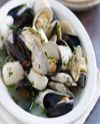 Moules Persillees A La Plancha Pour 2 Personnes Recettes Elle A Table Recette Recettes De Cuisine Recette Moules Cuisine