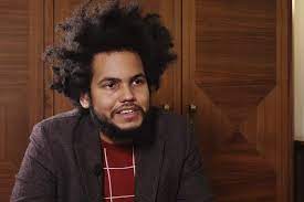Fotku své nové vizáže sdílel pro své nejbližší přátele na instagramu. Dominik Feri Shodil Sve Legendarni Afro