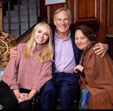 On monday night, abbott had tweeted a photo of himself speaking before a crowd of maskless guests at a republican event in collin county. Greg Abbott On Twitter Cecilia Audrey I Wish You And Your Families A Very Merry Christmas