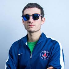 Vinny Young (@vinnyyoung21)