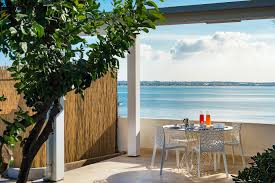 La casa vacanza dei tuoi sogni in sicilia. Baia Del Mare Villa Di Lusso Per Vacanze In Affitto Sul Mare A Granelli Sicilia 8 Posti In 4 Camere Da Letto Casa Vacanze Di Lusso A Granelli Sicilia