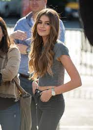 She is the daughter of model cindy crawford and businessman rande gerber. Kaia Gerber The New Generation Of It Girls Livingly