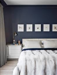 Dulux valentine rien de mieux qu'une peinture couleur bleu marine pour donner du tempérament à la déco d'une chambre, surtout lorsque l'architecture de la pièce se fait complice. 1001 Exemples Impressionnants De La Chambre Bleu Nuit Moderne