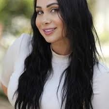 Carmella Carlson's Instagram, Twitter & Facebook