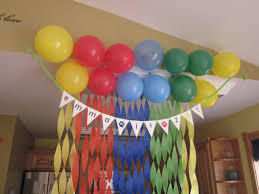 Img 6170 Jpg 3264 2448 Birthday Party At Home Balloon Decorations Party Birthday Balloon Decorations