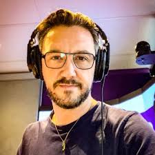 Jonathan Dutton (@JonoButton)