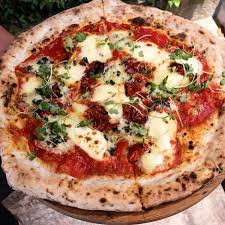 Napole Centrale Gil Guimaraes Ideias Tomates Queijo