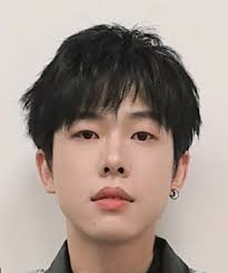 Liu Ming Yue (刘明月)