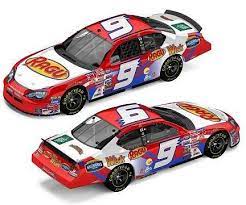 Born april 10, 1980) is an american dirt track racing driver and former professional stock car racing driver. Kasey Kahne Ragu Evernham 9 Busch Series Diecast Nascar Diecast Diecast Cars