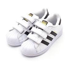 Inspired by the iconic '70s basketball shoe. Growingfeet De Adidas Superstar Foundation Cf C Sneaker Weiss