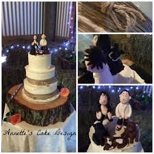 You can orderpersonalized bobbleheads astride various vehicles. Country Feel Cake With Bride And Her Pig Hunting Dogs Www Annettescakedesign Co Nz Pig Hunting Pig Hunting Dogs Hunting Dogs