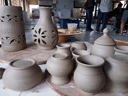 Labu sayong asal dari negeri mana? Lawatan Ke Kraftangan Malaysia Cawangan Perak Di Enggor Kuala Kangsar Www Mama Ble Com