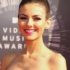 Jennifer Lawrence nude leaked photos: Victoria Justice taking legal action  after naked photo hack - Mirror Online