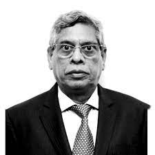 The general director is the sole executive body of a company in charge of overall management within the powers granted by law and the company charter. F6vx8kv9j53rum
