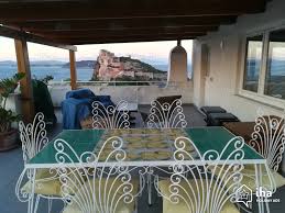 Cerca tra i 1 annunci immobiliari e trova la tua casa dei sogni tra i migliori immobili di privati e di agenzie immobiliari. Monolocale In Affitto In Una Villa A Ischia Iha 11131