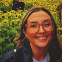 100+ perfiles de «Mccourt»