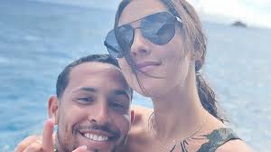 Becca Kufrin and Thomas Jacobs buy a house together