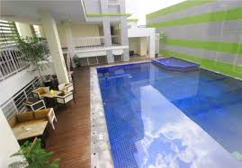 Waktu Santai Lebih Nyaman Dengan Pilihan 2 Hotel Murah Di Jogja Dekat Malioboro Ada Kolam Renang Kolam Renang Hotel Murah Hotel