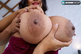 XLGirls.com : Scoreland Blog