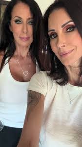 Regan Fox's Instagram, Twitter & Facebook