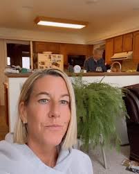 Swipe to the second slide for the Gary comment of the weekend ⌚️; sweet  moments from 24 hours in Delmar NY with Mom & Dad 💗; Happy Easter!, ⭐️P.S. 