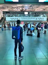 Lagipun duit poket aku tak terjejas satu sen pun. Hazwan Hairy Percutian Bajet Ke Bangkok Pattaya Thailand