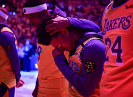 Nfl news, nba rumors, mlb, nhl, college football recruiting and basketball news and rumors from chat sports' team of writers. Lakers Daily Los Angeles Lakers News And Rumors 24 7