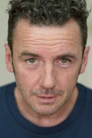 Daren Elliott Holmes