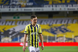 Fußball ist die beliebteste sportart in der türkei. Bild Zu Turkischer Pokal Ozil Scheidet Mit Fenerbahce Gegen Basaksehir Aus Bild 1 Von 1 Faz
