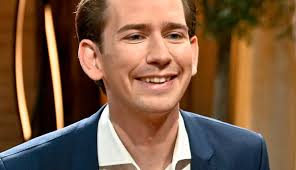 Sebastian kurz was born on august 27, 1986, in meidling, the 12th district of vienna, austria, into the roman catholic family of josef kurz, an engineer, and elisabeth, a grammar school teacher. Die Kindheit Sebastian Kurz Der Liebenswurdige Schlingel News At