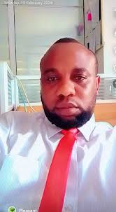 Why do women label men as broke or weak for not funding their lifestyle?