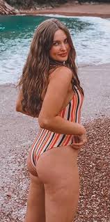 In pictures: Roz Purcell shares unfiltered bikini snaps - RSVP Live