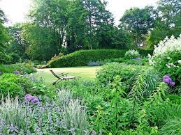 Leporello ist das unabhängige kulturmagazin für würzburg, mainfranken und bamberg. Garten Rendezvous Wird Von Kunst Und Literatur Begleitet