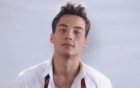 Uzak Şehir Kaya Kimdir? Uzak Şehir Kaya Atakan Özkaya Kimdir? Atakan Özkaya  Kaç Yaşında? Atakan Özkaya Nereli?