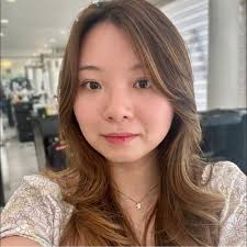 Selling Bie cases from Pop Now