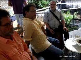 Perfil oficial del dirigente progresista colombiano gustavo petro. Atencion Las Farc Apoyaran Al Guerrillero Gustavo Petro En Segunda Vuelta Oiga Noticias