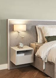 nachtkastje bij boxspring slaapkamer slaapkamerideeen interieur slaapkamer