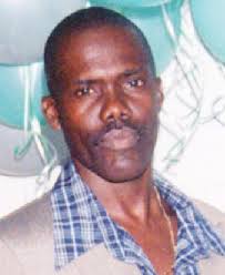 Football coach dies in Mandela Ave accident