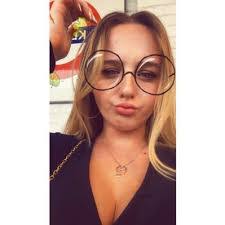 Shannon Lacey's Instagram, Twitter & Facebook