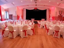 Hochzeit Rot Weiss Alles Selber Aufgebaut Mobel Hussen Lichterkette Bei Www Help Org Gemietet Rote Hochzeit Hochzeit Weisse Hochzeit